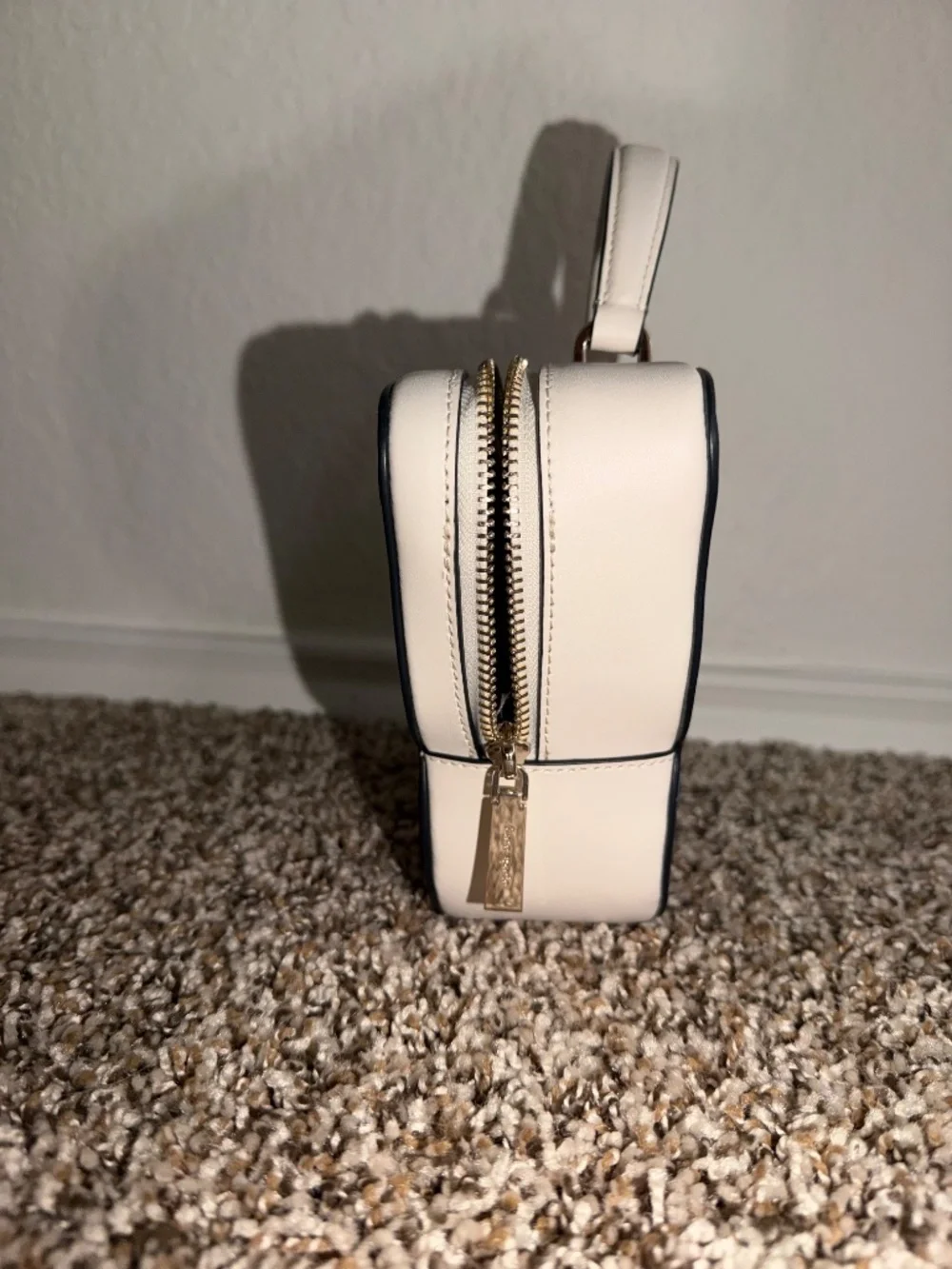 Kate Spade Flutter Fly 3D Crossbody Purse - Picture 4 of 6